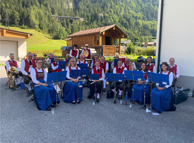 Platzkonzert in Danöfen - Harmoniemusik Klösterle